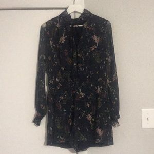 Romper with flower details